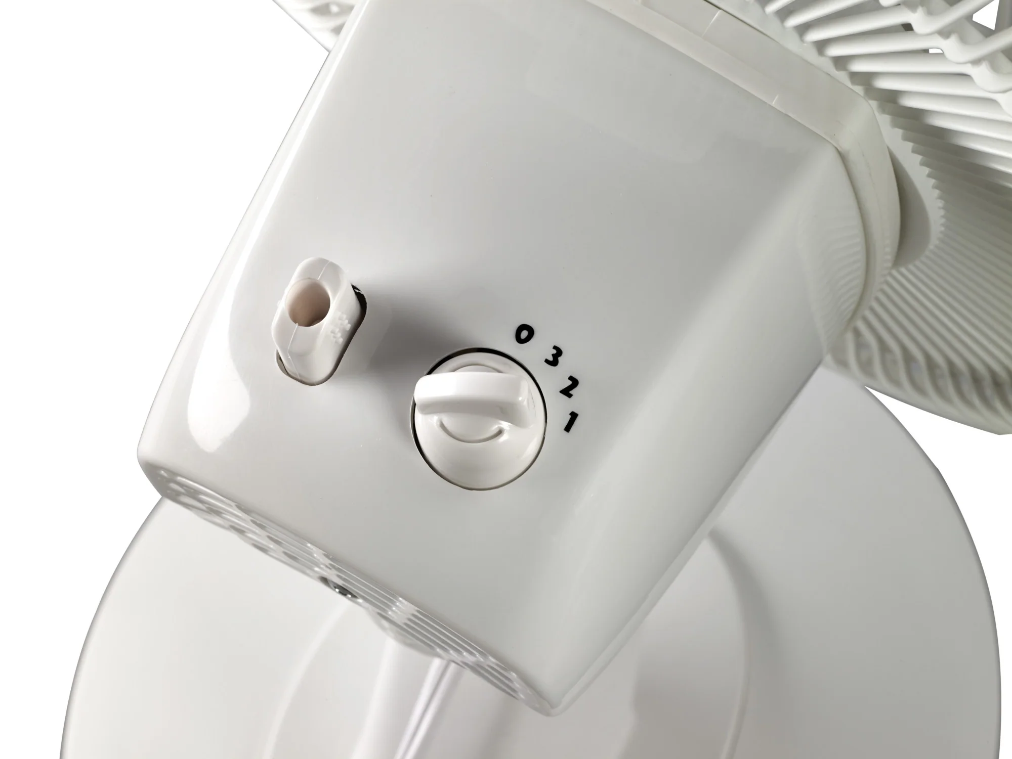 Lasko 12" Table Fan: Oscillating, 3-Speed, Tilting Head, White - Image 4