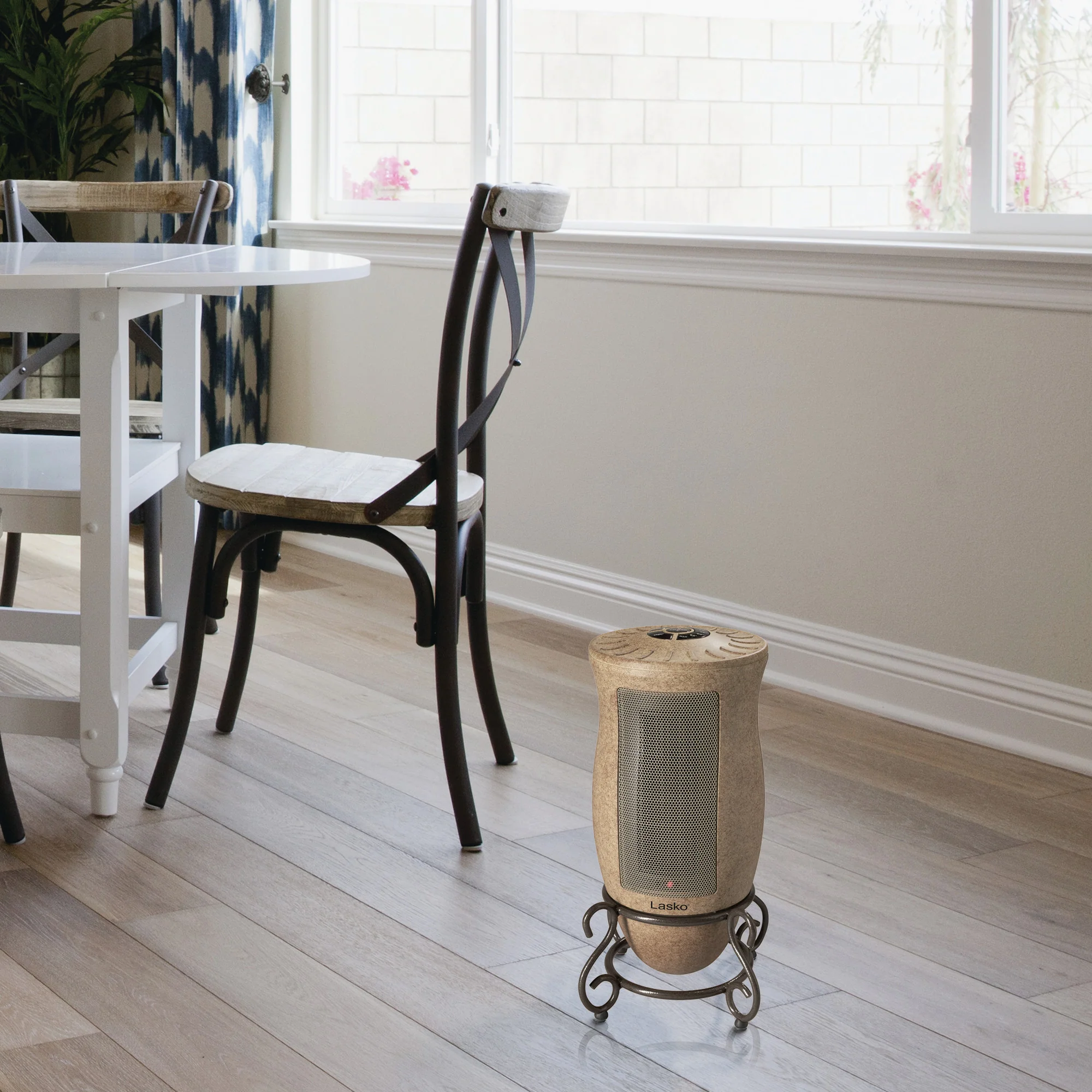 Lasko Designer Series 16" Tower Heater (2 heat settings, manual, timer, thermostat, beige) - Image 10