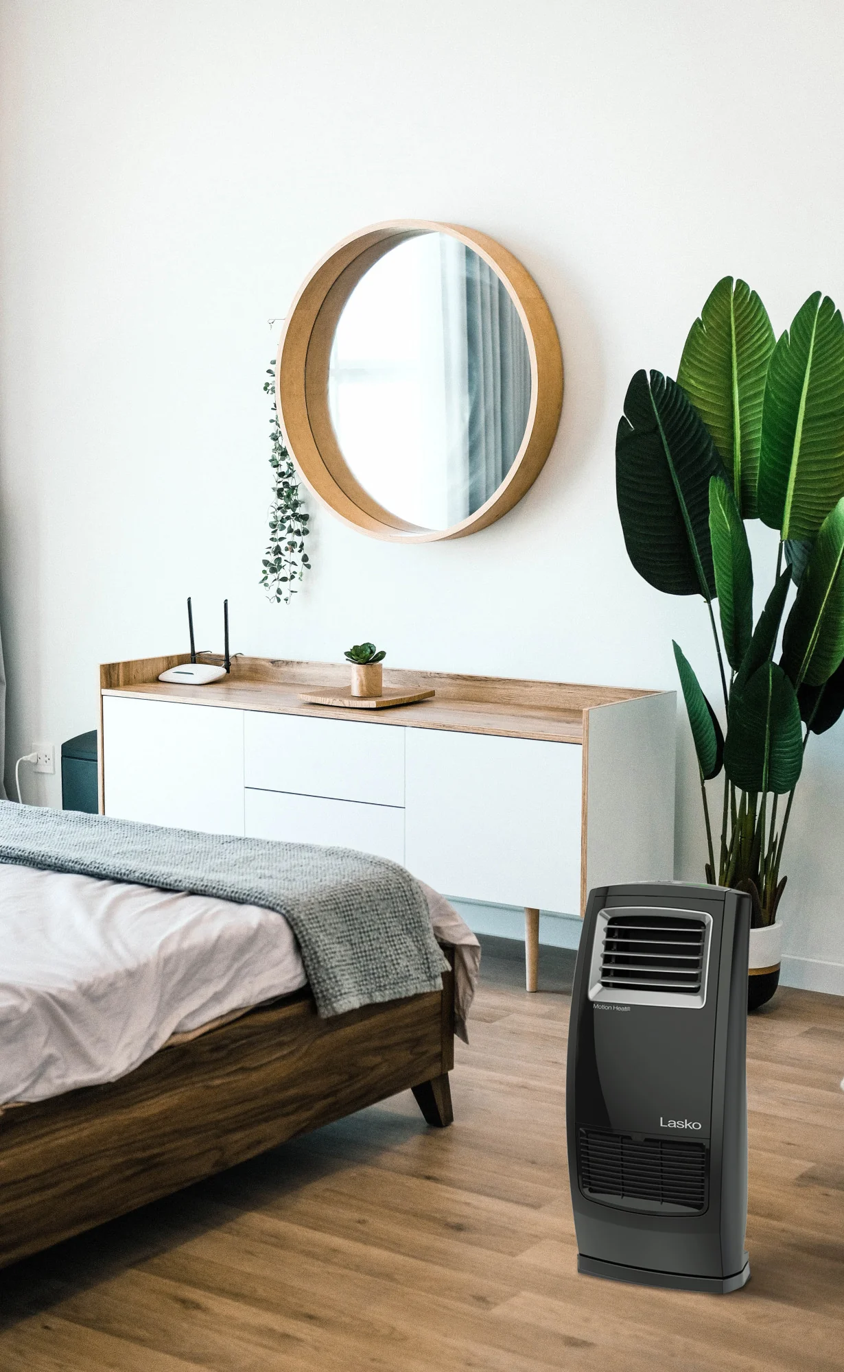 Lasko Elite 23" Ceramic Console Heater (3 heat settings, remote, timer, thermostat, black) - Image 15