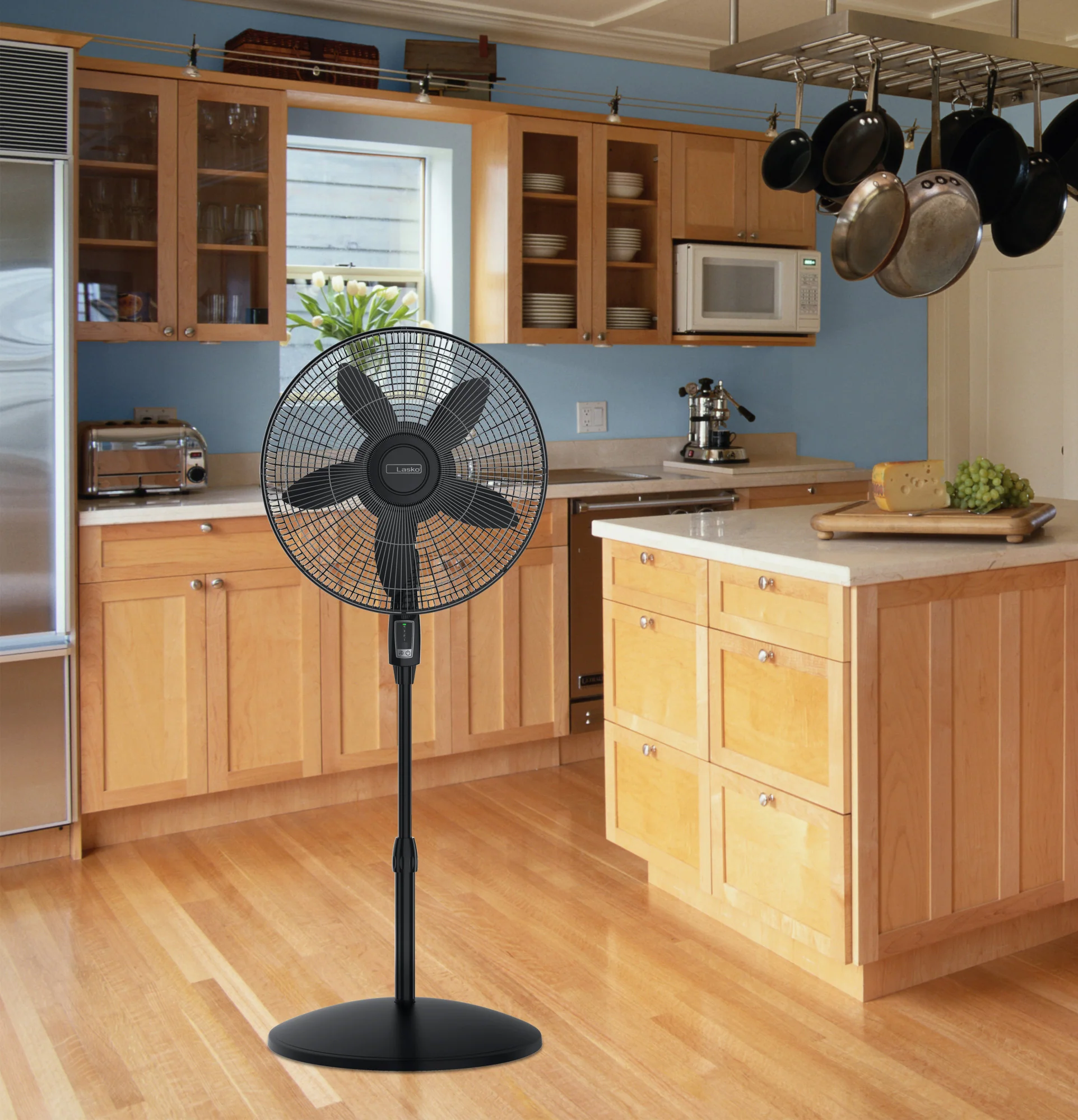 Lasko Cyclone Max 18" Pedestal Fan: Oscillating, 4-Speed, Remote, Black - Image 16