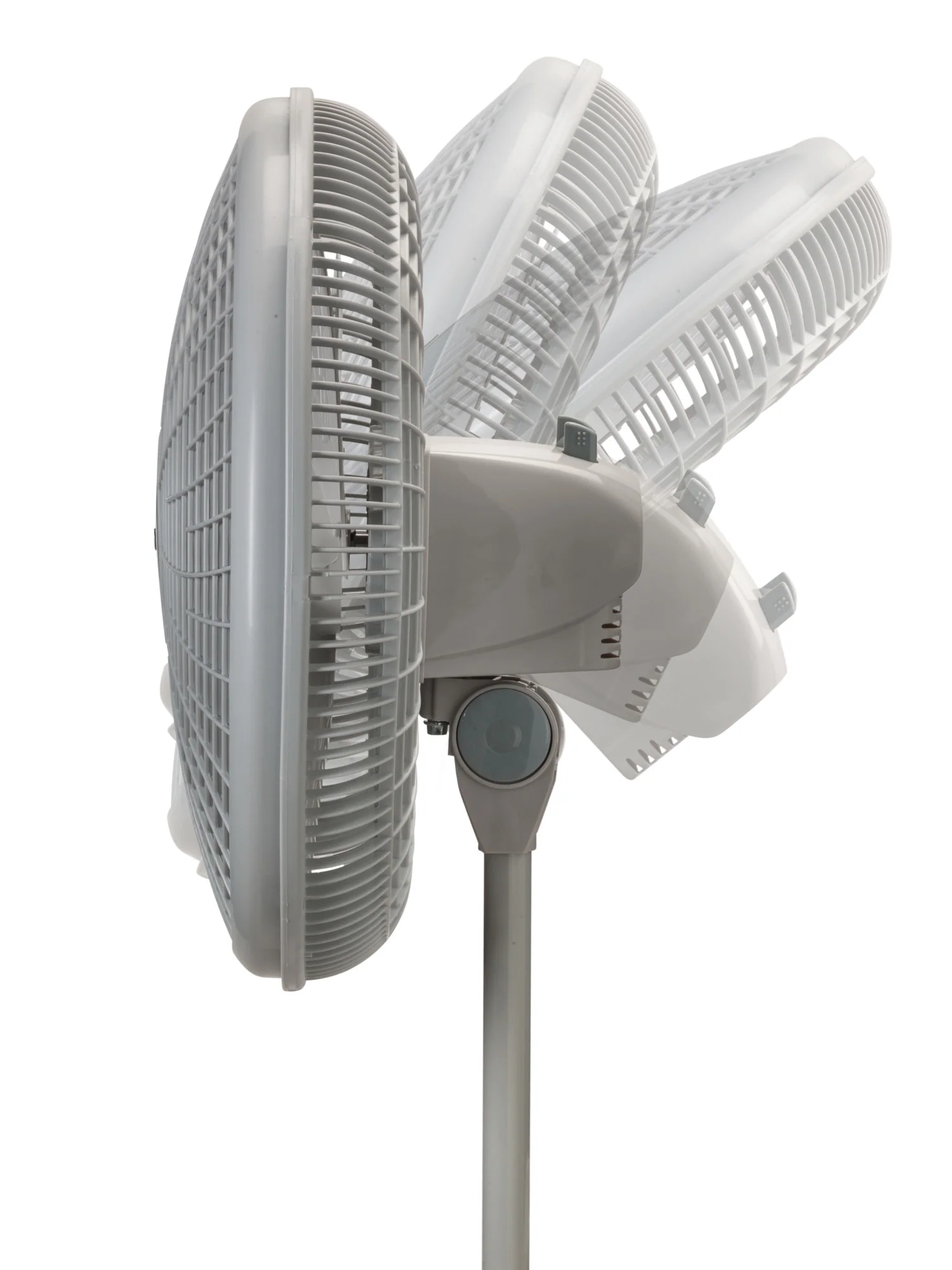 Lasko 16" Pedestal Fan: Oscillating, 3-Speed,  Adjustable Height, Gray - Image 5