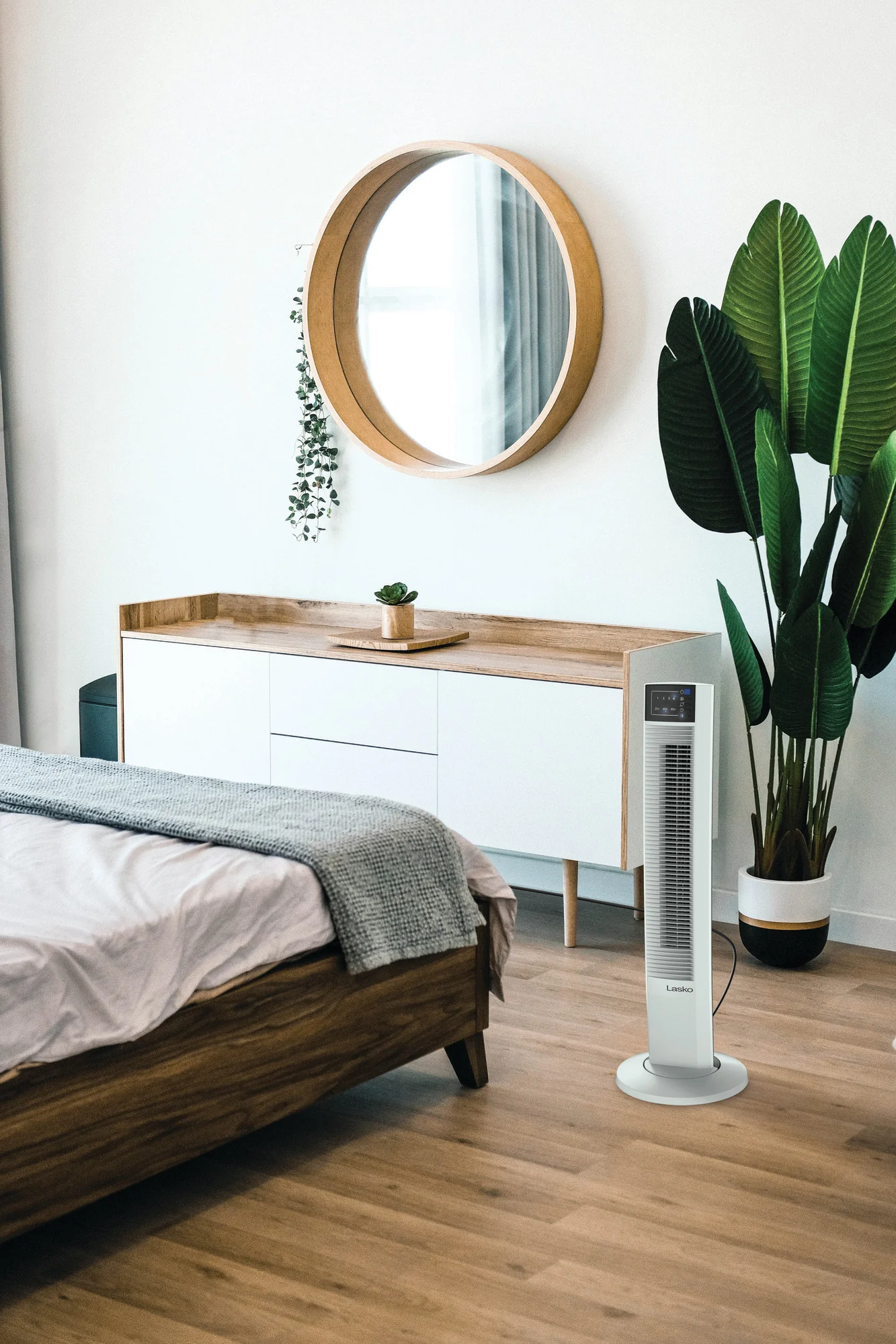 Lasko Wind Tower 35" Tower Fan: Oscillating, 4-Speed, Remote, Timer, White - Image 12