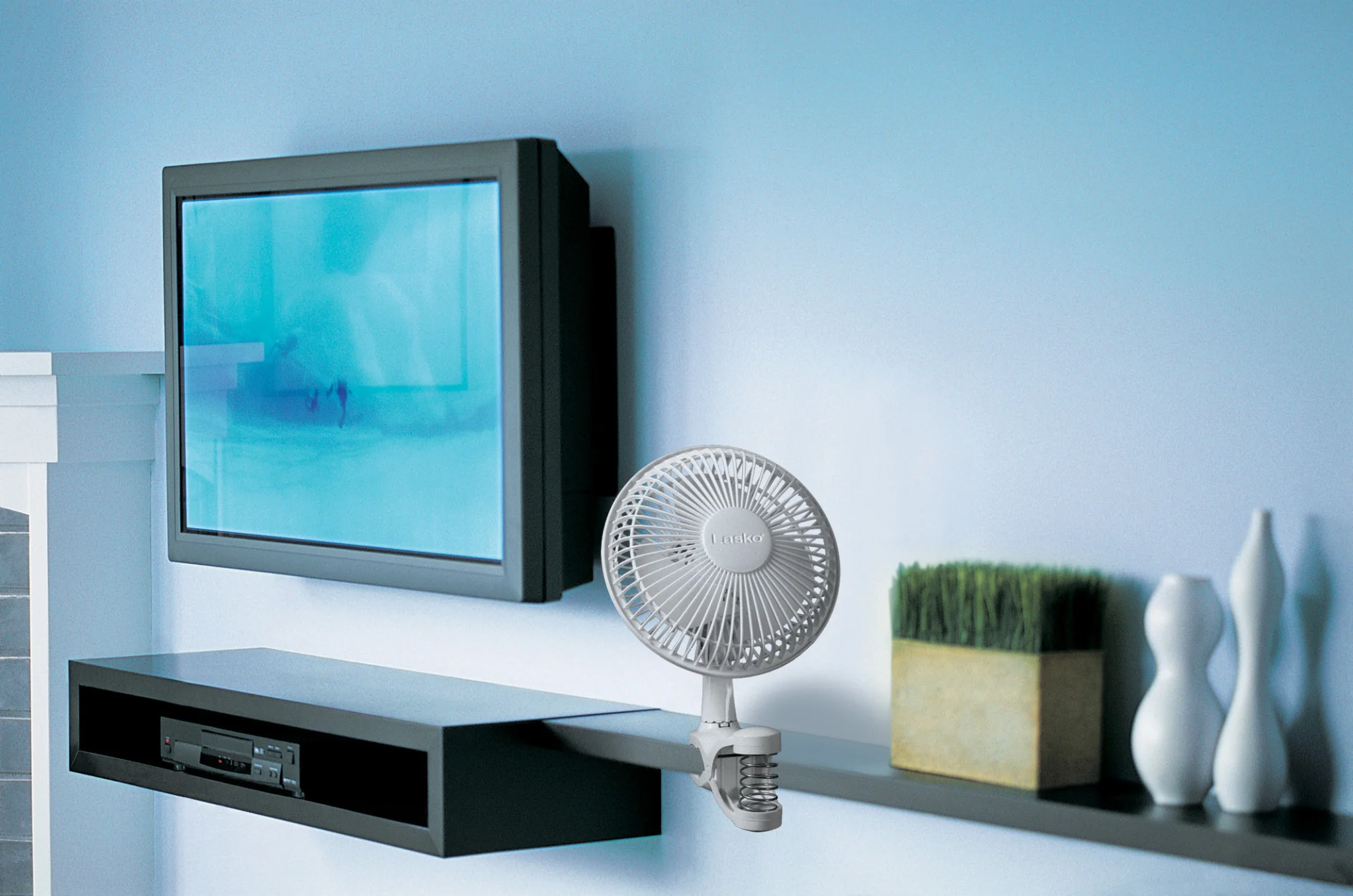 Lasko 6" Personal Clip Fan: 2-Speed, Pivoting, White - Image 8